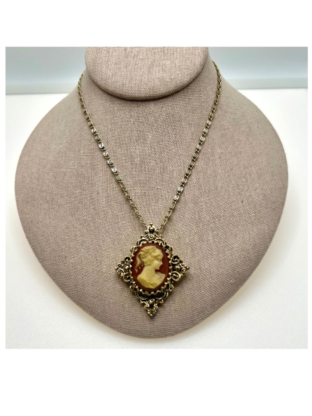 Necklace, Vintage Gerry’s Cameo